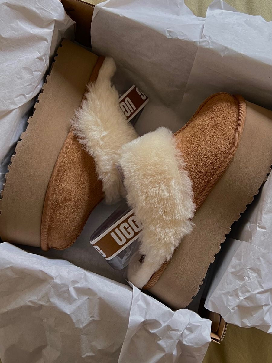 Ugg platform slipped brown