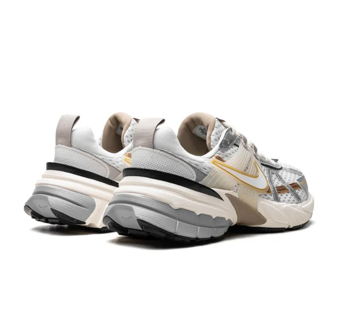 Nike V2K Run Silver Yellow