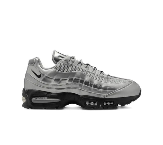 Nike air Vapormax 95’ silver