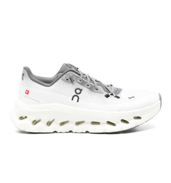 On Cloud | סניקרס סטיישן – SneakerStation