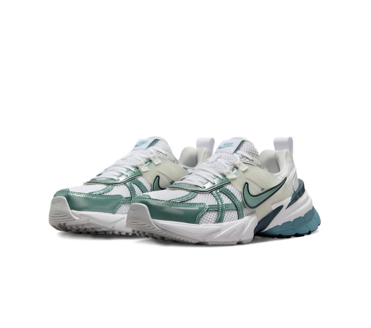 Nike V2K Run White Light Green