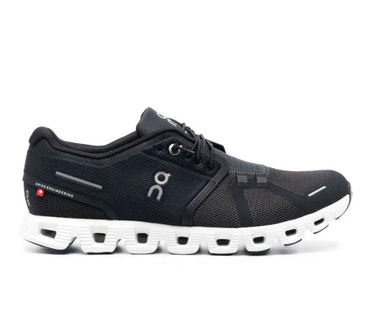 On Cloudrunner 2 White Black