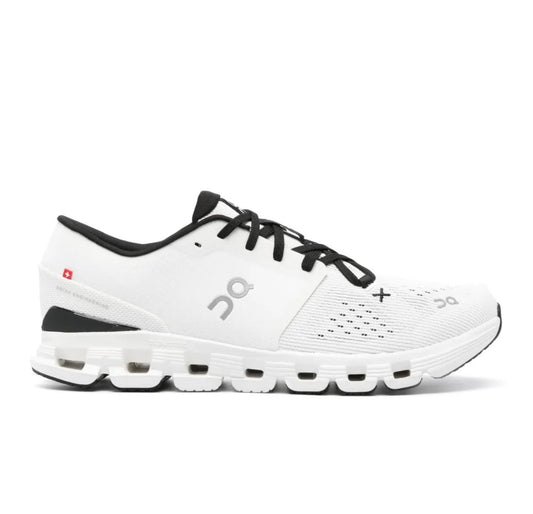 On cloud 5.0 white black
