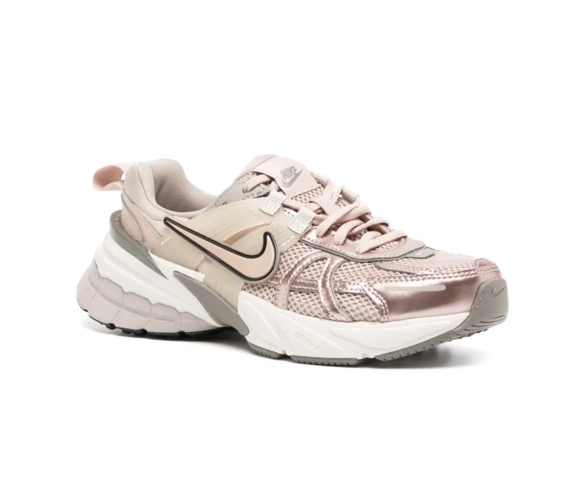 Nike V2K Run Light Pink