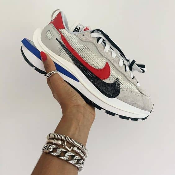 Nike X Sacai Vaporwafflle Sport Fuchsia Game Royal - תמונה 3
