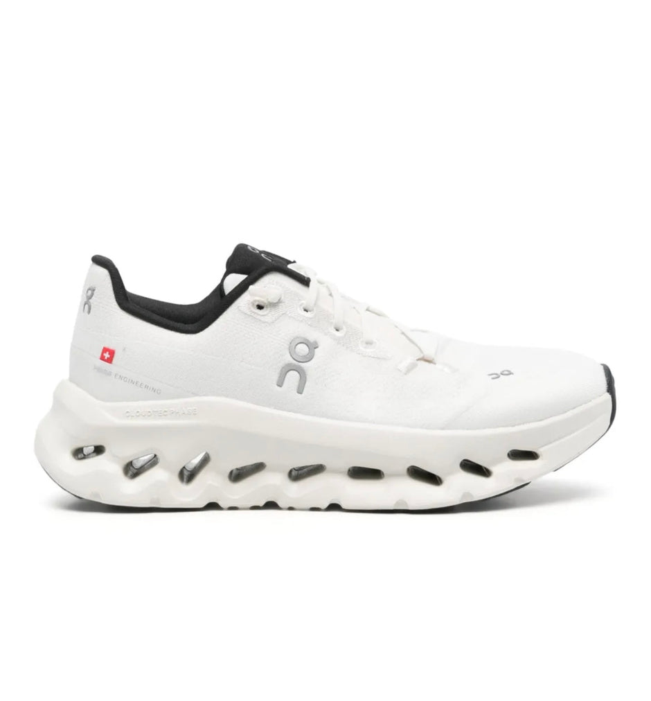 On Cloud | סניקרס סטיישן – SneakerStation