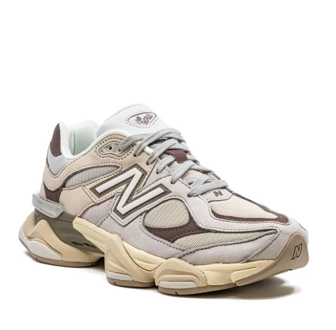 New Balance 9060 Light grey and green olive - תמונה 2