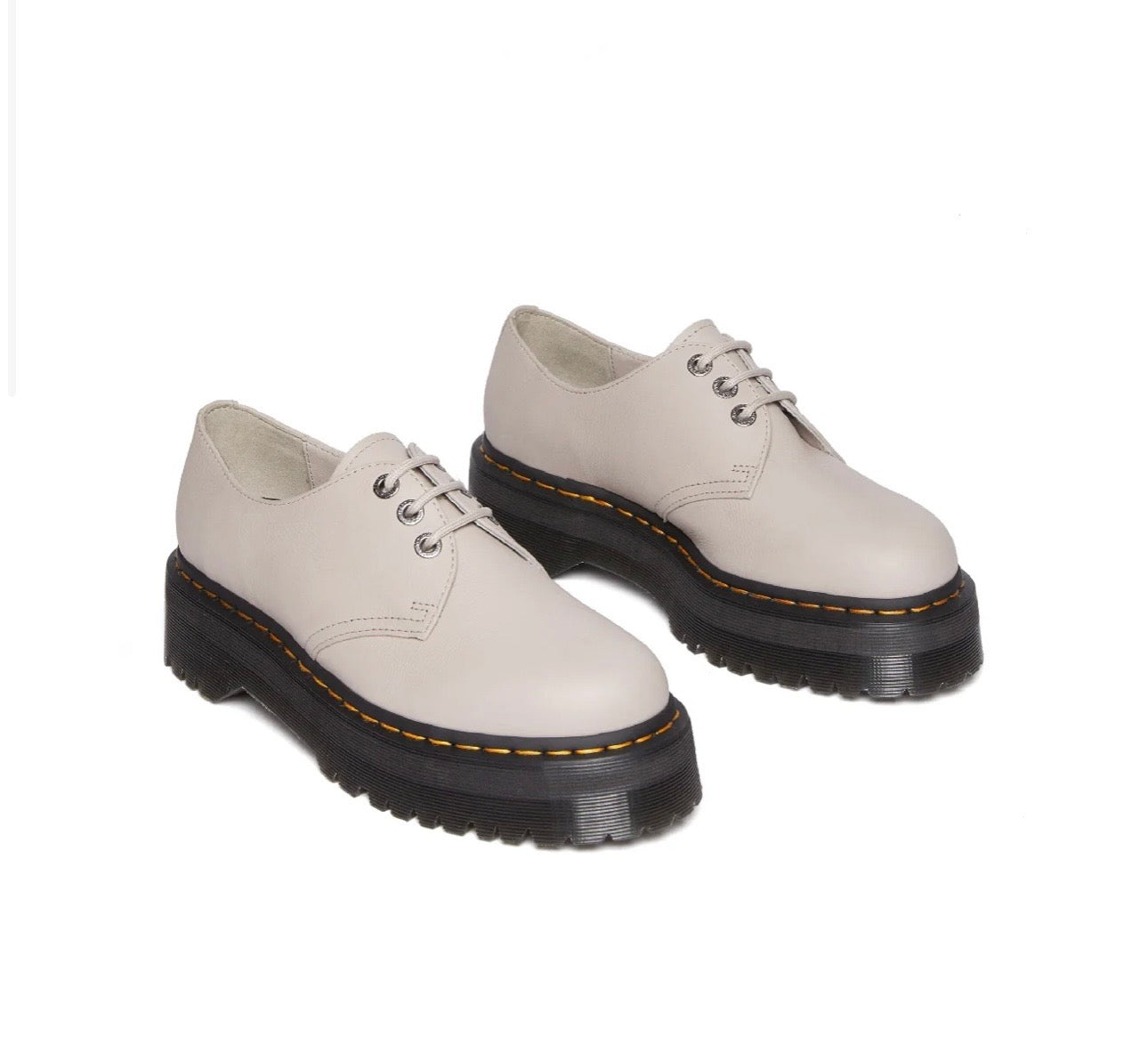 Doctor Martens Quad 3 Low White