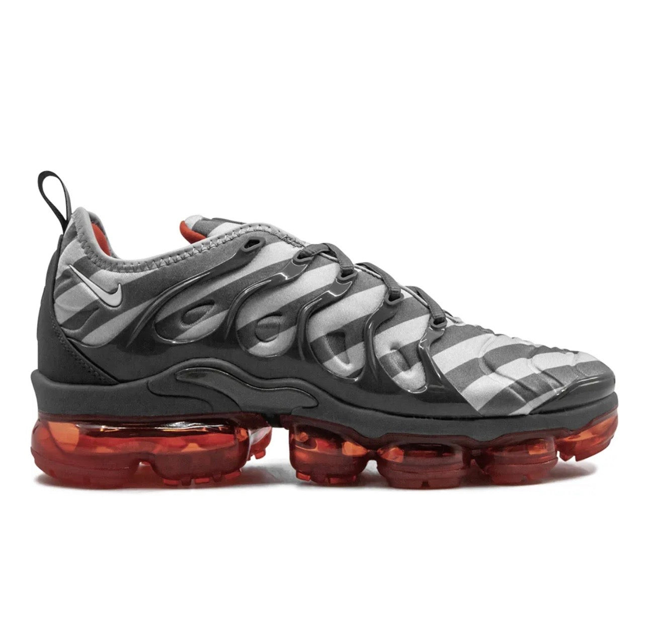 Nike Vapormax grey red
