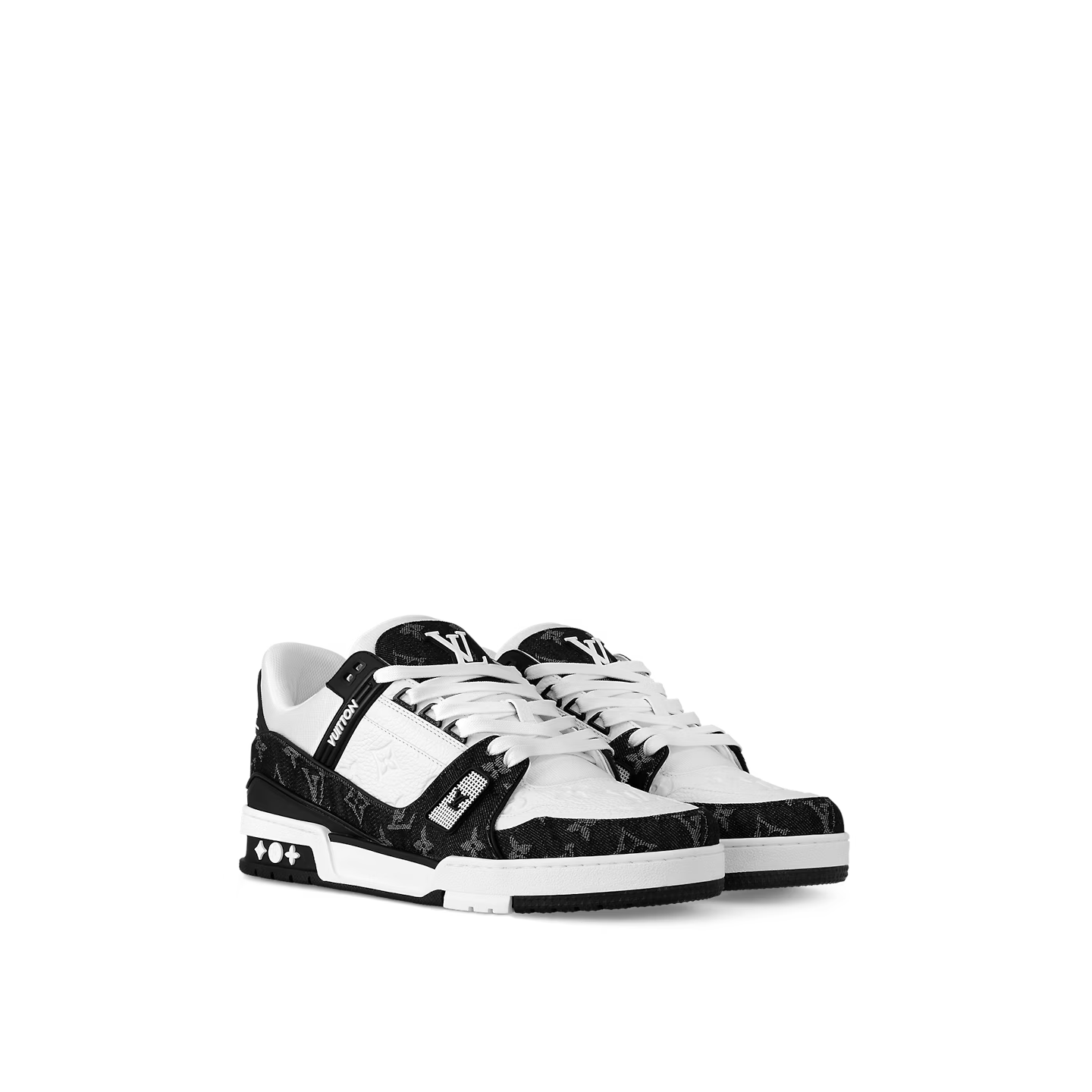 Louis Vuitton LV Trainer שחורה