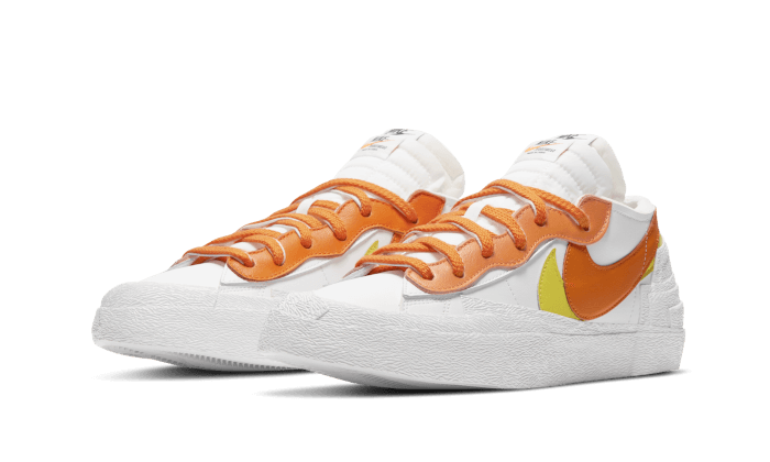 Nike Blazer Low Sacai White Magma Orange - תמונה 2